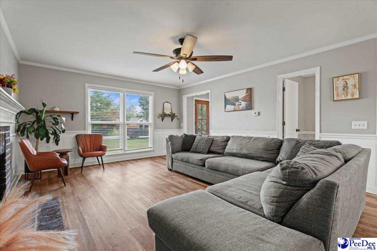 1027 S Peninsula Photo 18