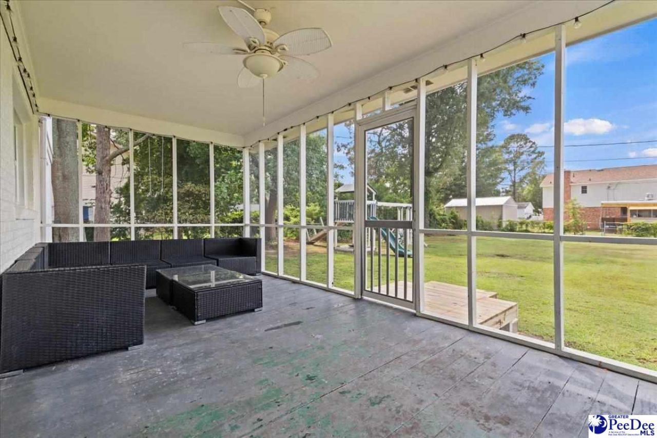 1027 S Peninsula Photo 29