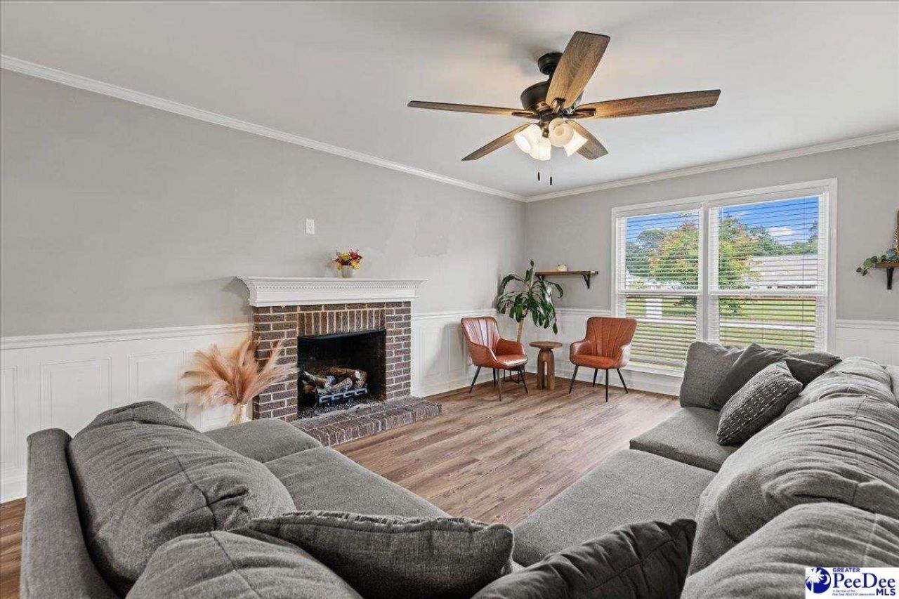 1027 S Peninsula Photo 7