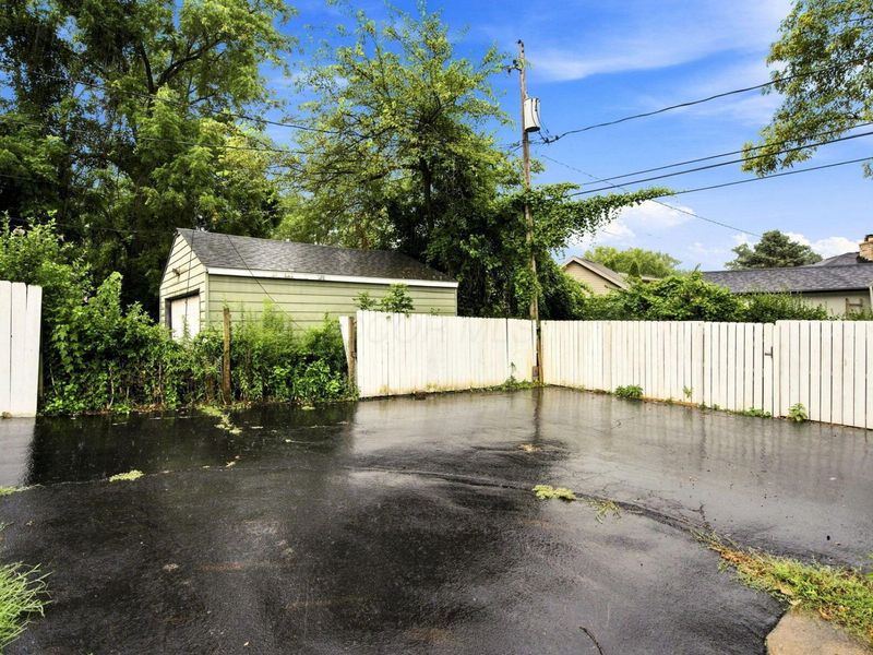 541 S James Road , Columbus, OH 43213 Photo 10