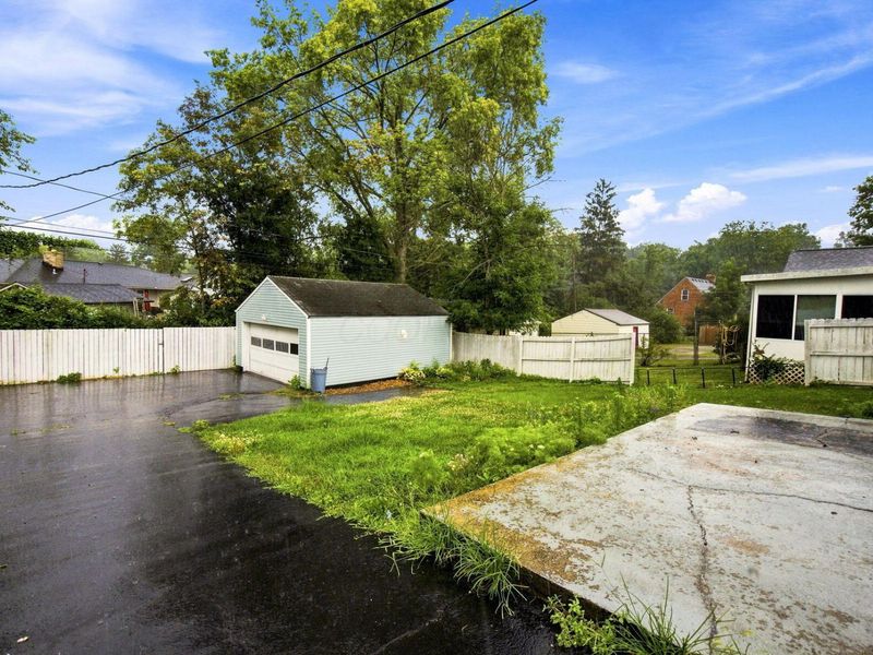 541 S James Road , Columbus, OH 43213 Photo 13