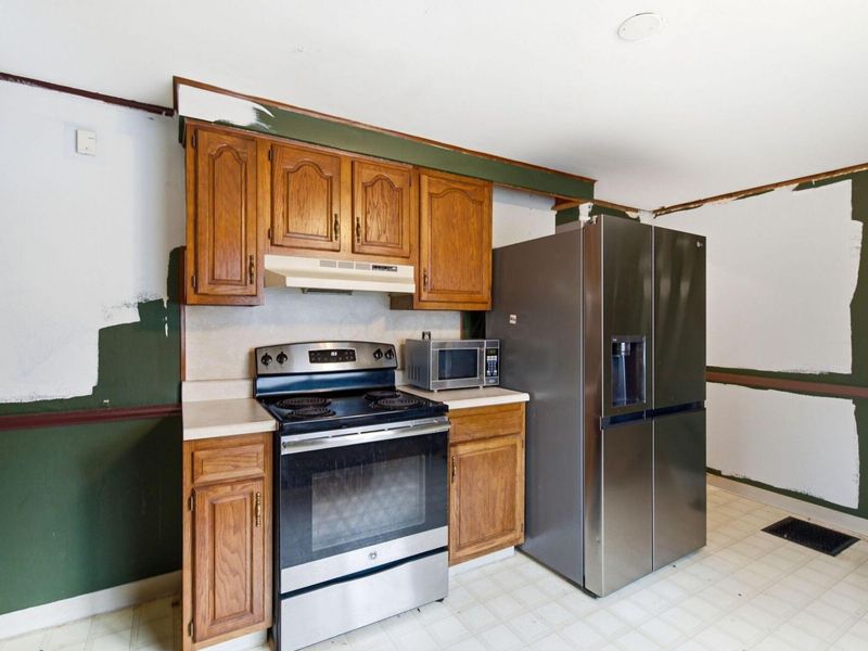 541 S James Road , Columbus, OH 43213 Photo 18