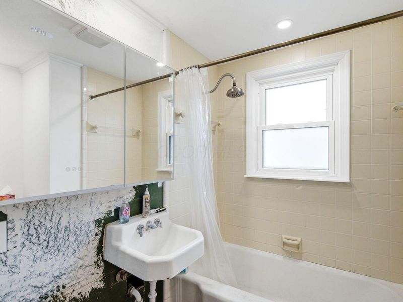 541 S James Road , Columbus, OH 43213 Photo 21