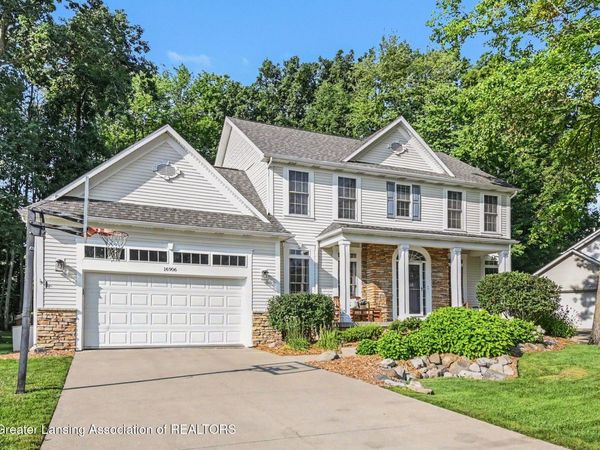 16906 Broadview Drive, East Lansing, MI 48823