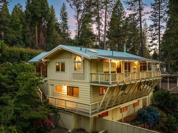 10388 Partridge Rd, Grass Valley, CA 95945