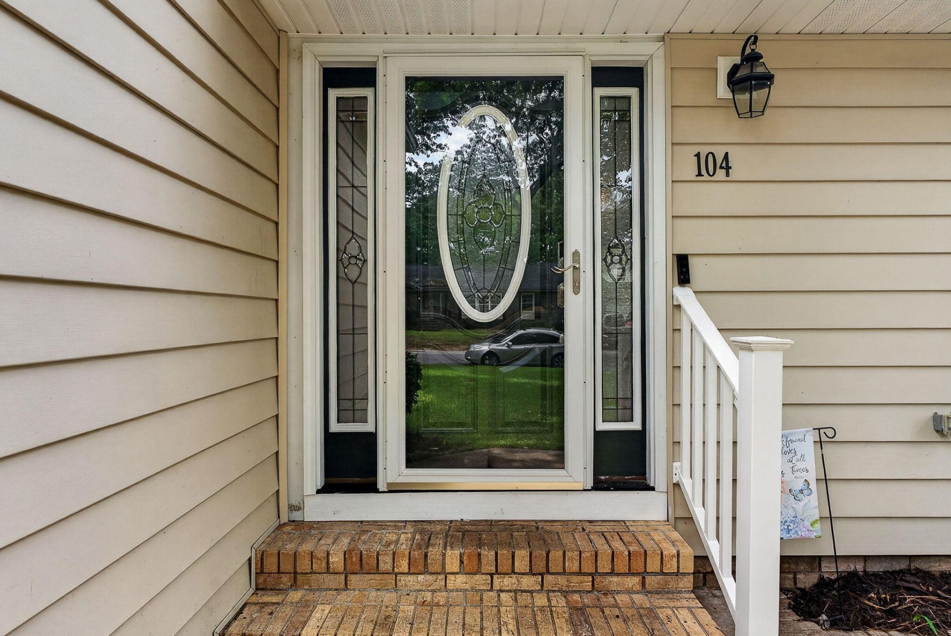 104 Runnymede Lane Photo 4