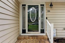 104 Runnymede Lane photo 4