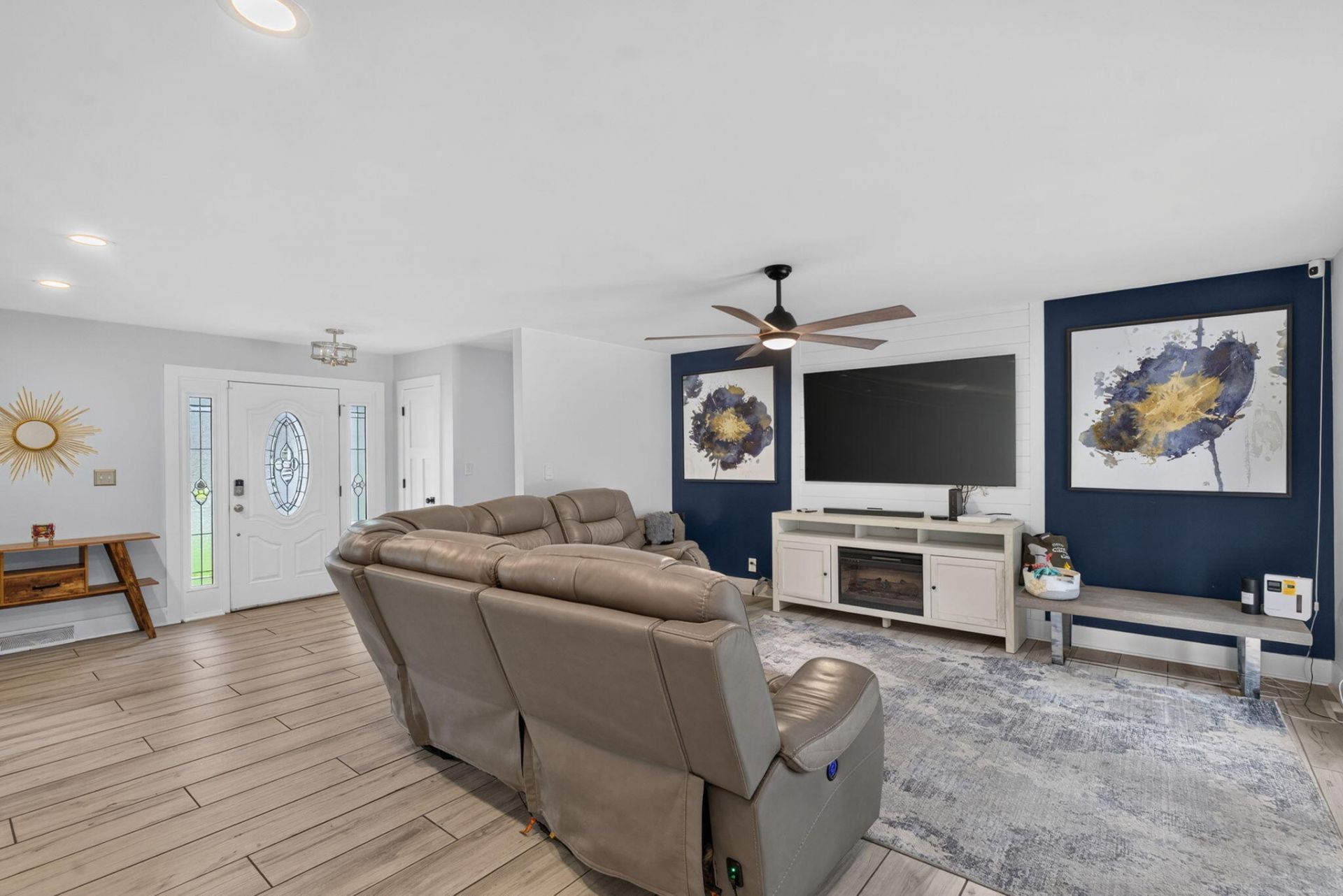 104 Runnymede Lane Photo 8