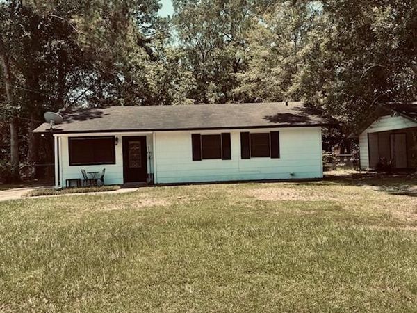 229 Linda Drive, Ocean Springs, MS 39564