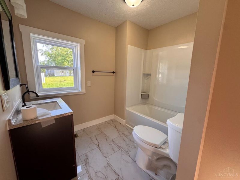 140 W Washington Street, Sabina, OH 45169 Photo 12