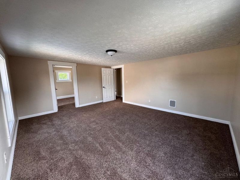 140 W Washington Street, Sabina, OH 45169 Photo 14