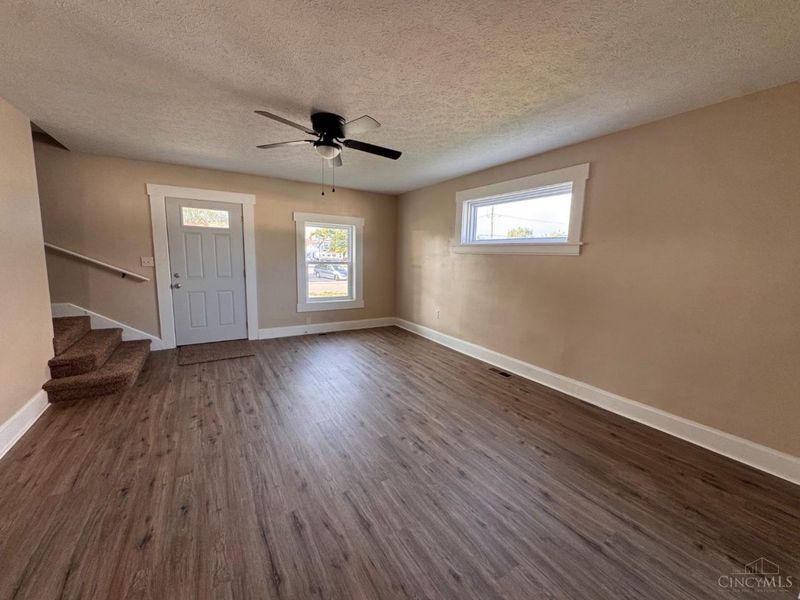 140 W Washington Street, Sabina, OH 45169 Photo 8