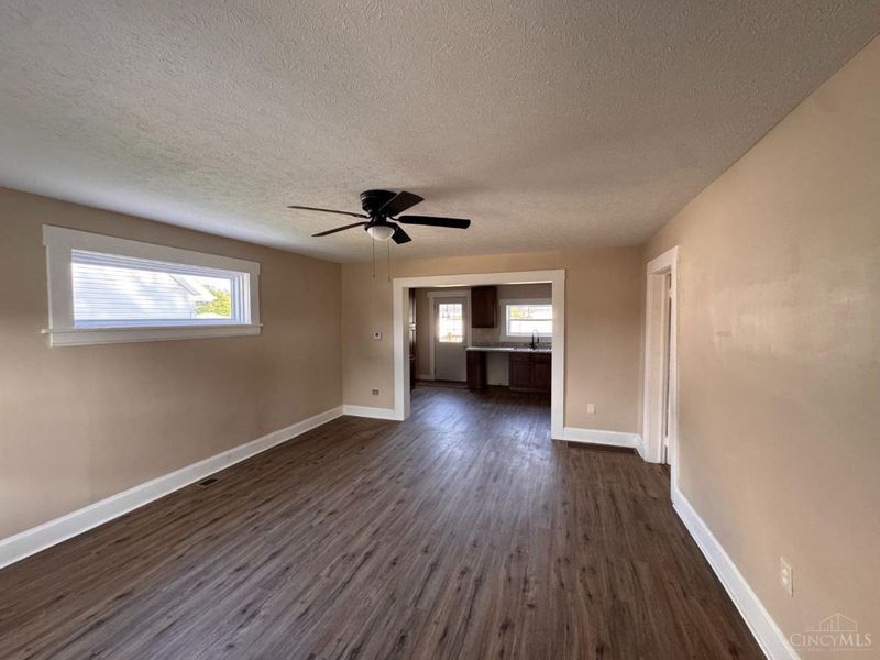 140 W Washington Street, Sabina, OH 45169 Photo 9