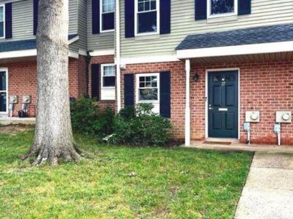 37 WINSTON COURT , Unit 105 U-37, BLUE BELL, PA 19422