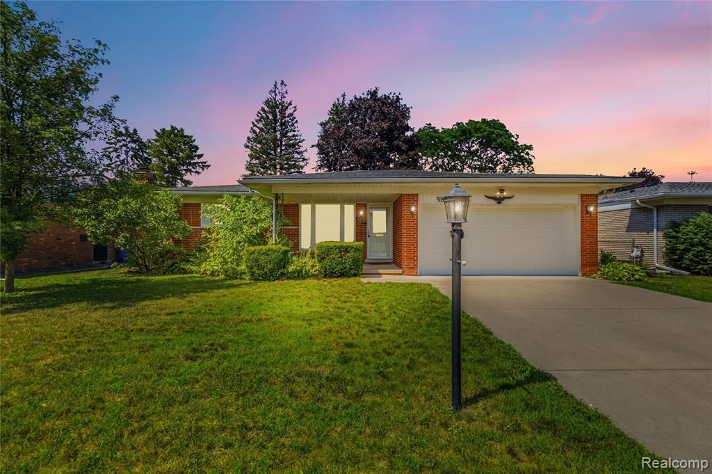 3827 Pall Drive, Warren, MI 48092 Main Photo