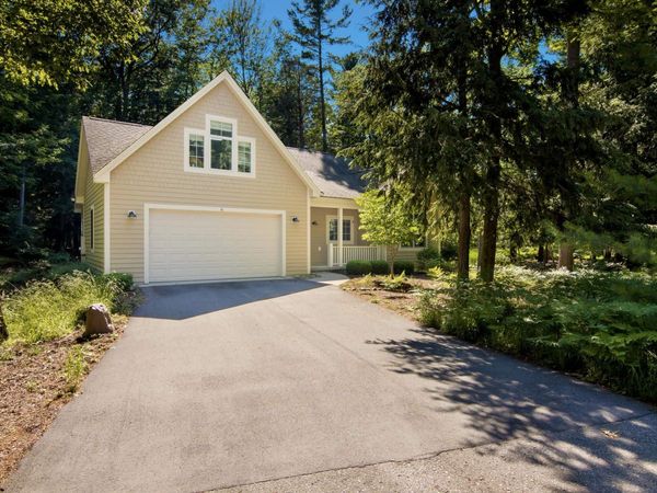 6 Twisted Oak, Glen Arbor, MI 49636