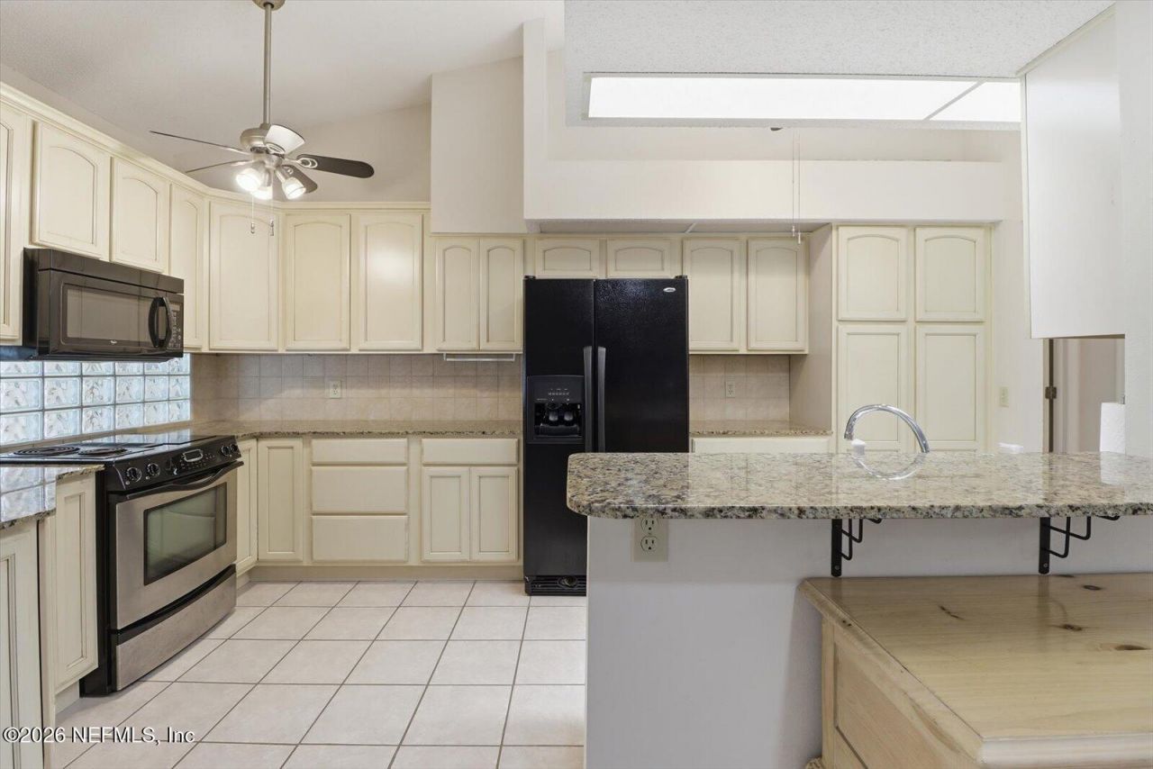 7 Pitcairn Court, Homosassa, FL 34446 Photo