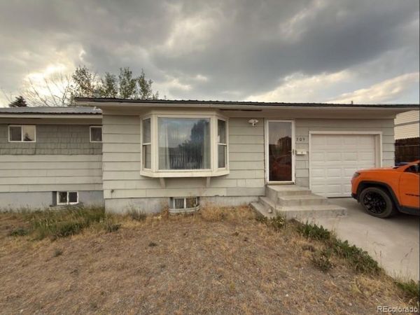 309 Mount Columbia Drive , Leadville, CO 80461