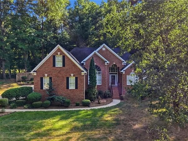 5305 Ridge Trail Road , Summerfield, NC 27358