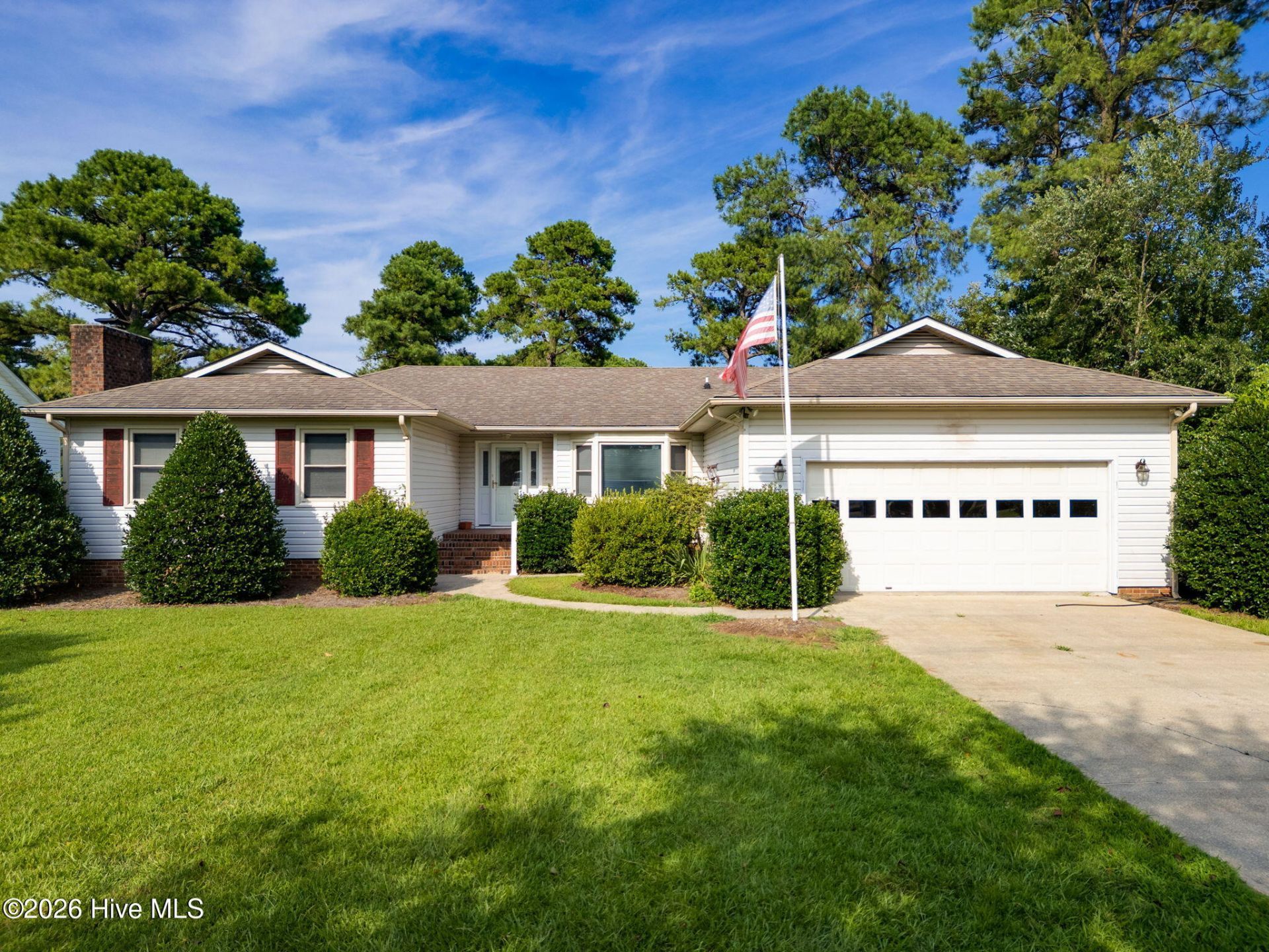 1011 Pelican Drive , New Bern, NC 28560 Main Photo