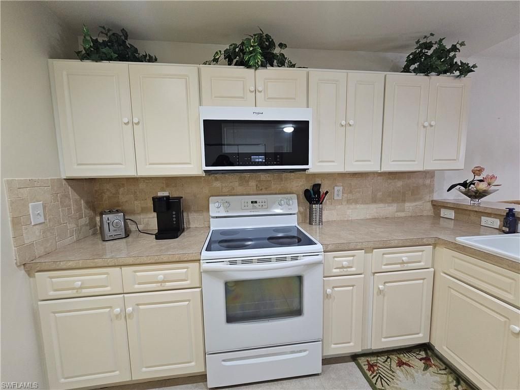 9249 Aegean Cir, Lehigh Acres, FL 33936 Photo
