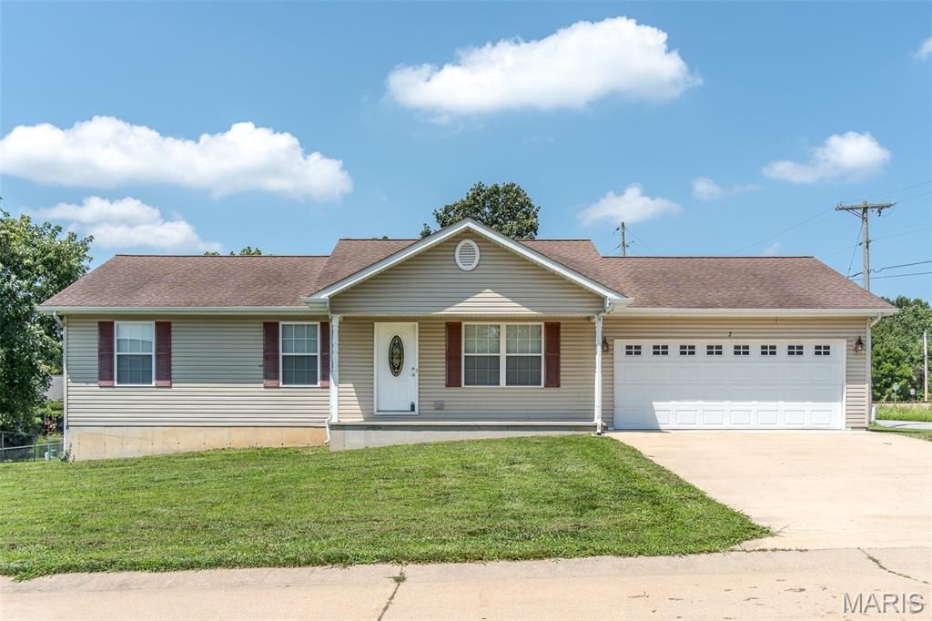 2 Iron Hill Court , Saint Clair, MO 63077 Main Photo