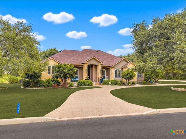 317 Whitestone Drive , Spring Branch, TX 78070