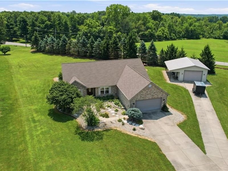 2814 Katie Drive, Lebanon, OH 45036 Photo 2