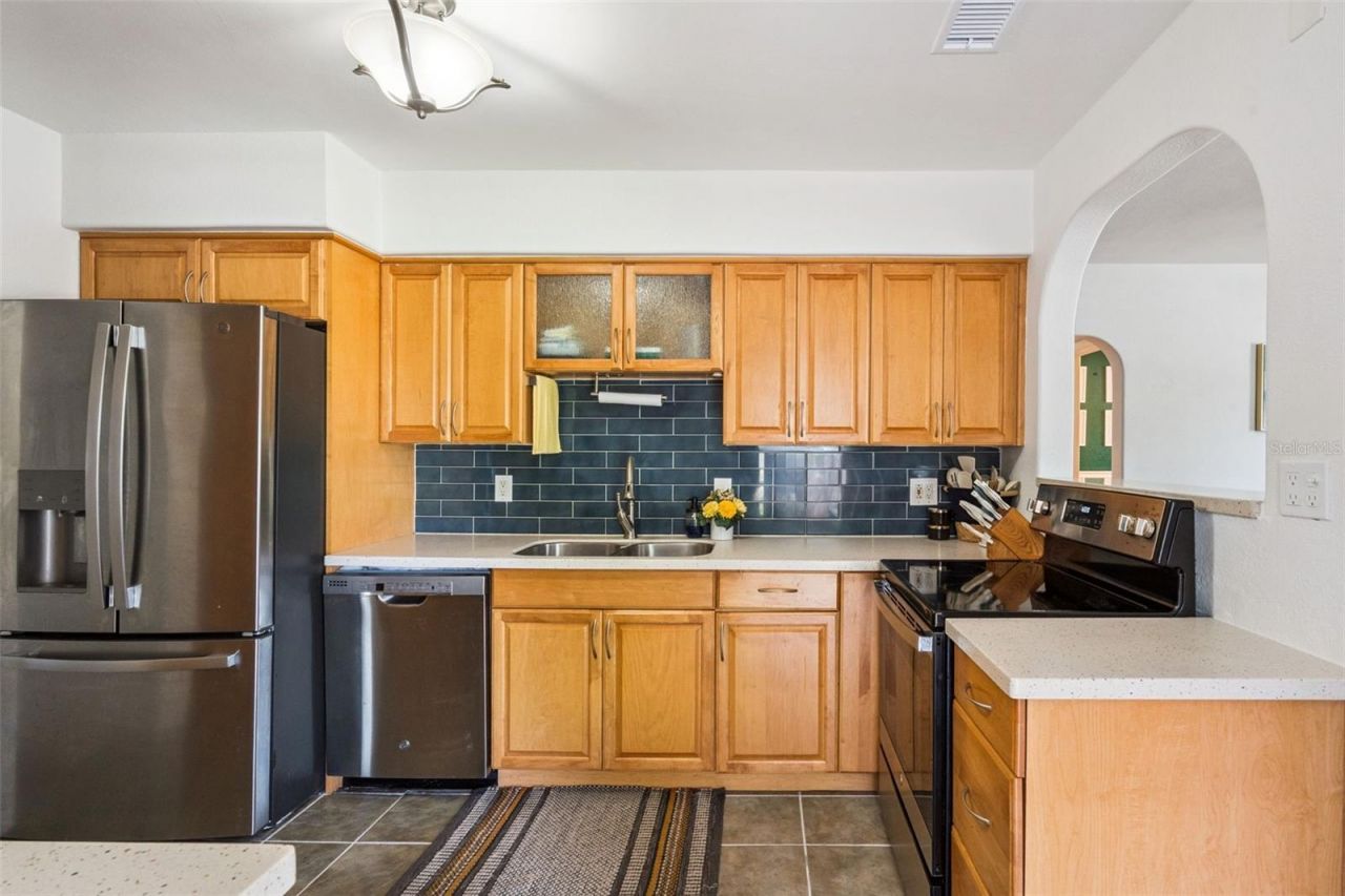817 Romano Avenue , Orlando, FL 32807 Photo