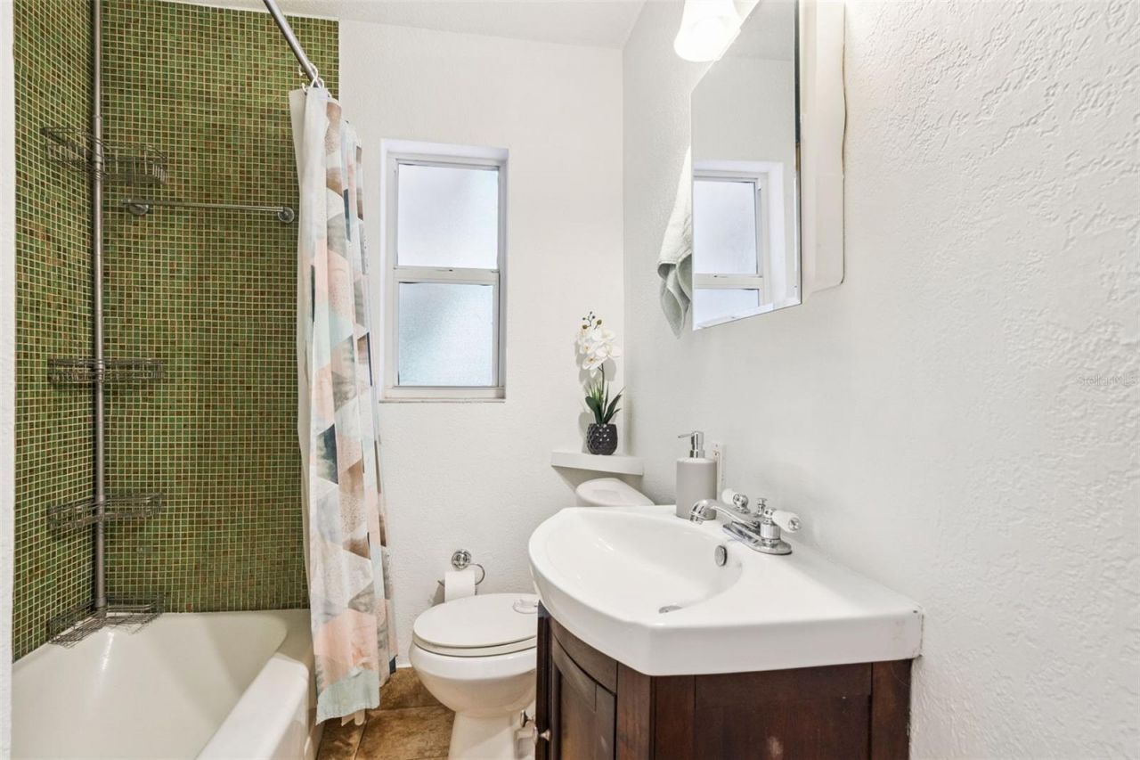 817 Romano Avenue , Orlando, FL 32807 Photo