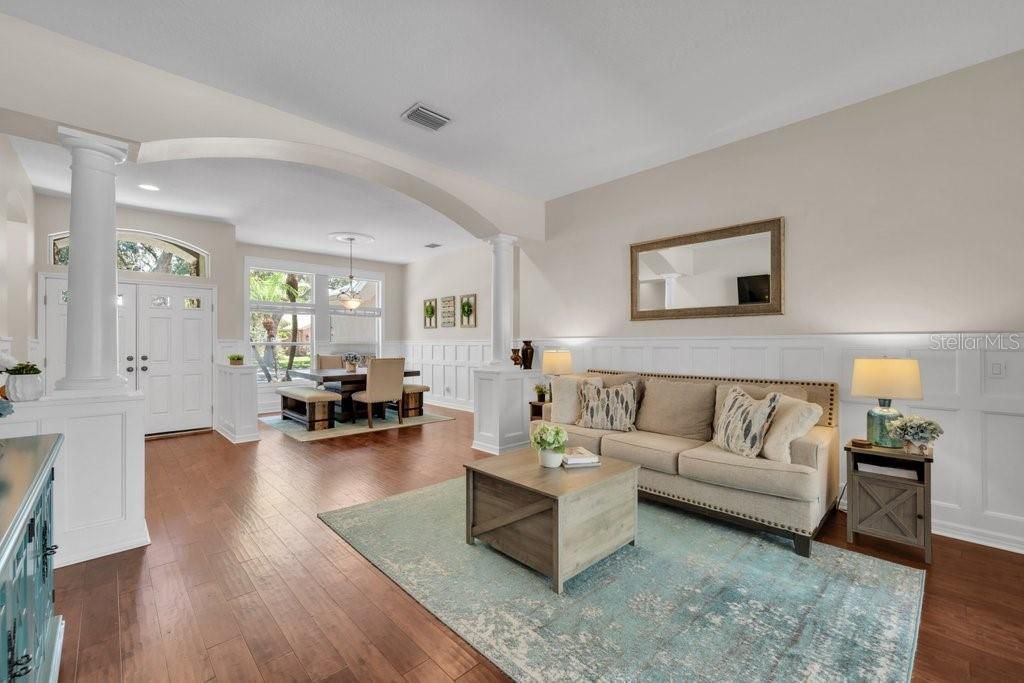 5967 Jaegerglen Drive , Lithia, FL 33547 Photo