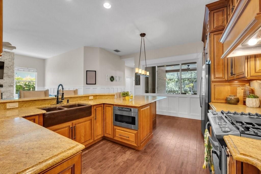 5967 Jaegerglen Drive , Lithia, FL 33547 Photo