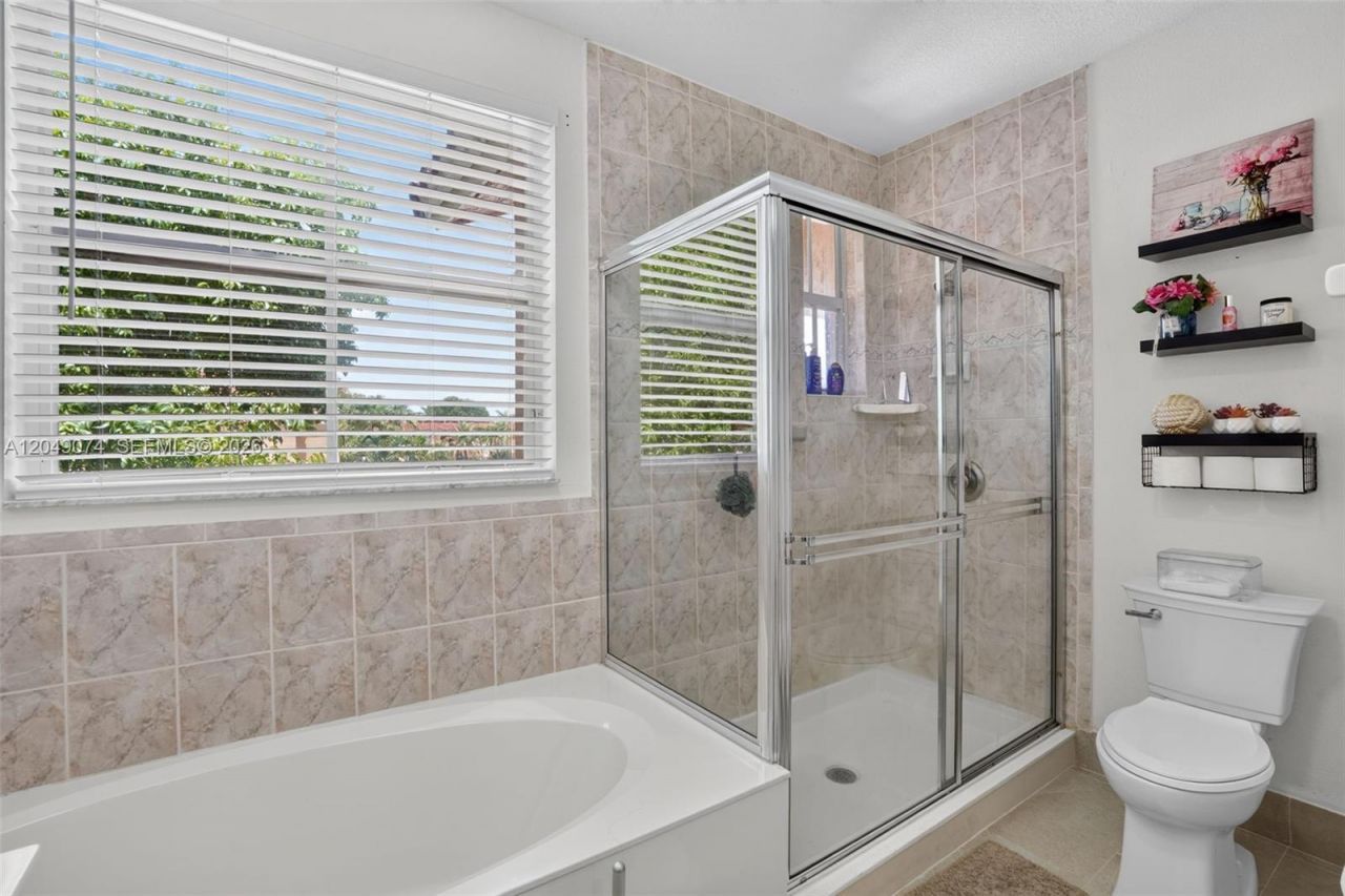 913 NW 135th Ave, Pembroke Pines, FL 33028 Photo