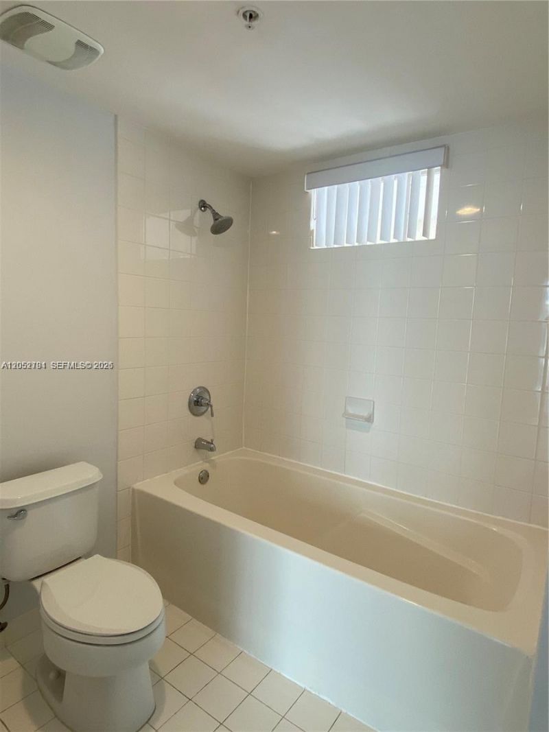 7280 SW 90th St , Unit 501, Miami, FL 33156 Photo