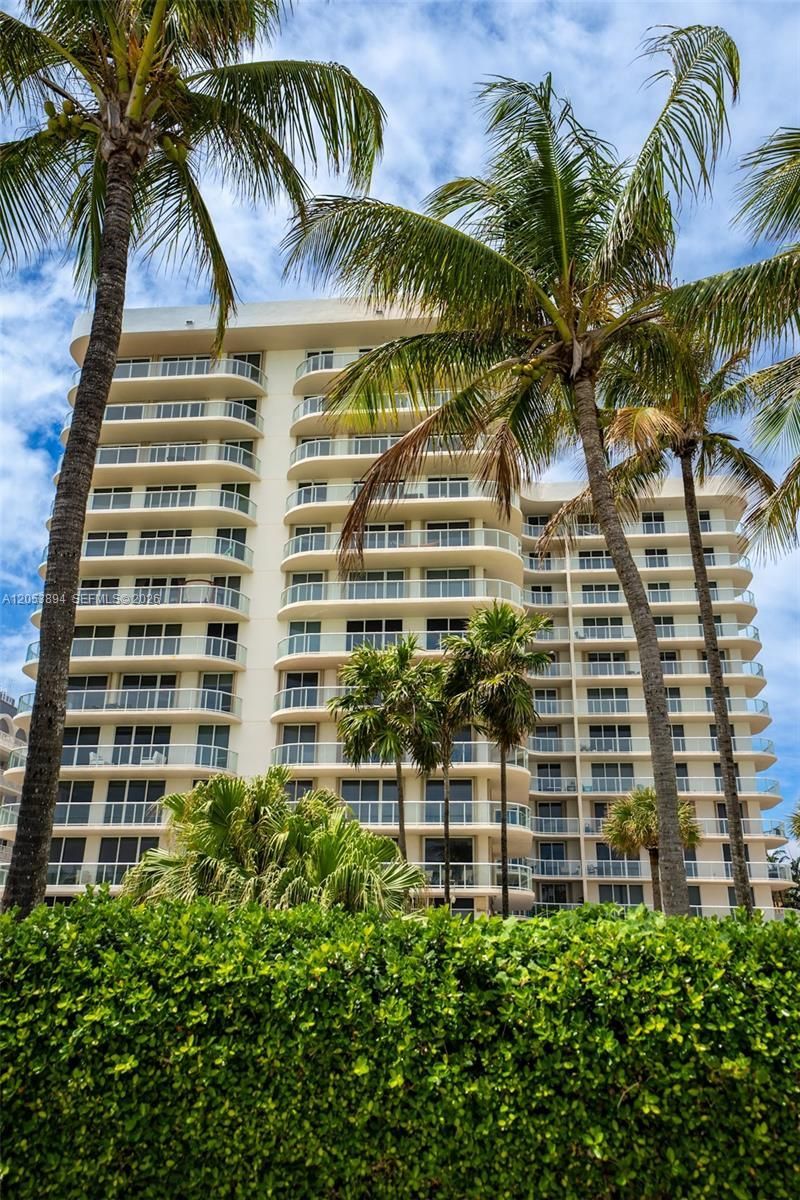 8855 Collins Ave, Unit 11B, Surfside, FL 33154 Photo
