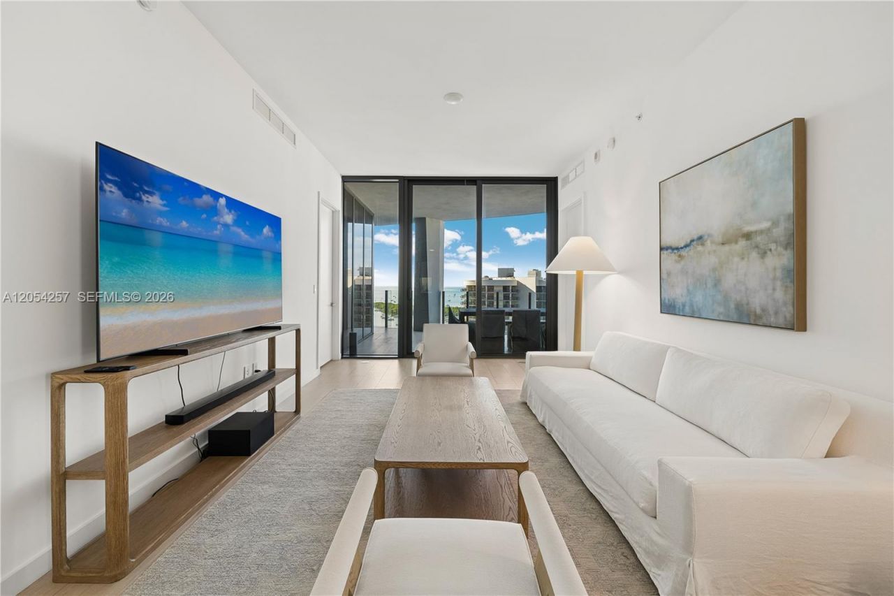 2831 S Bayshore Dr, Unit 1701, Coconut Grove, FL 33133 Photo