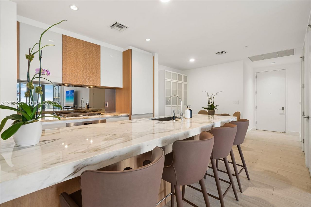 2831 S Bayshore Dr, Unit 1701, Coconut Grove, FL 33133 Photo
