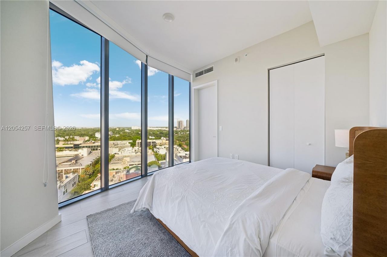2831 S Bayshore Dr, Unit 1701, Coconut Grove, FL 33133 Photo
