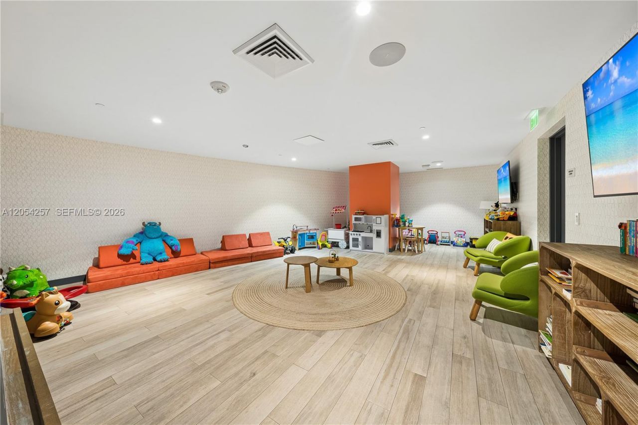 2831 S Bayshore Dr, Unit 1701, Coconut Grove, FL 33133 Photo