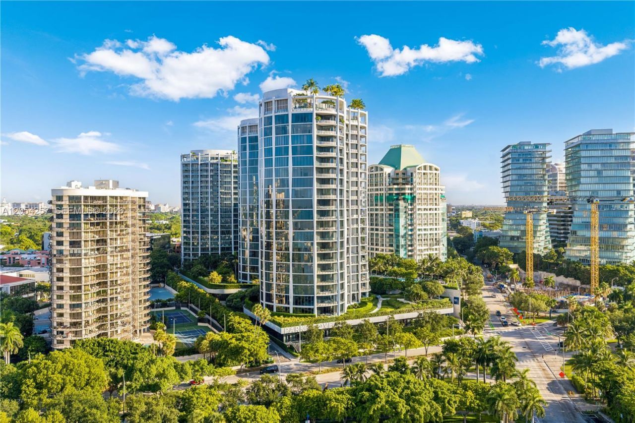 2831 S Bayshore Dr, Unit 1701, Coconut Grove, FL 33133 Photo