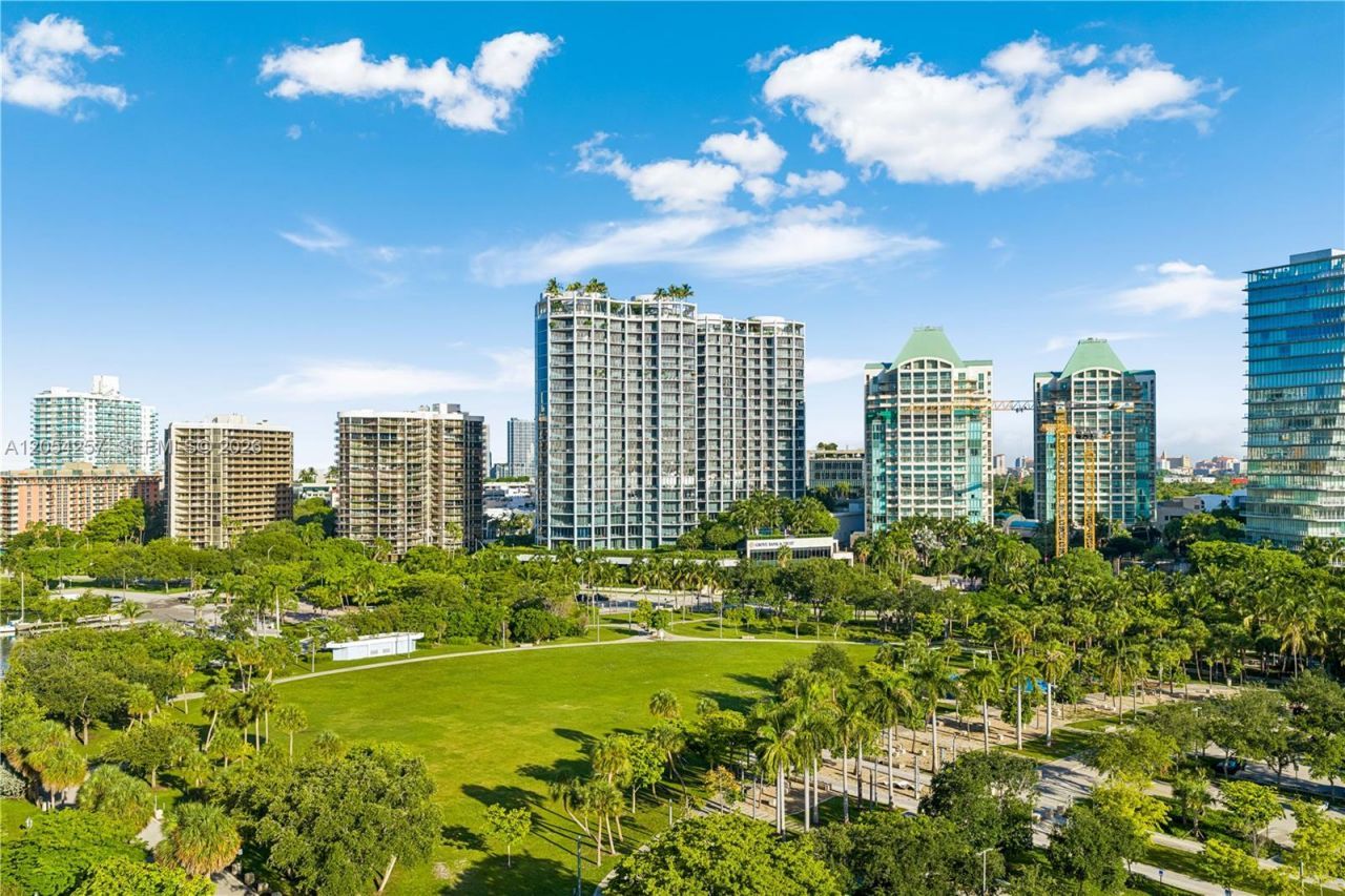 2831 S Bayshore Dr, Unit 1701, Coconut Grove, FL 33133 Photo