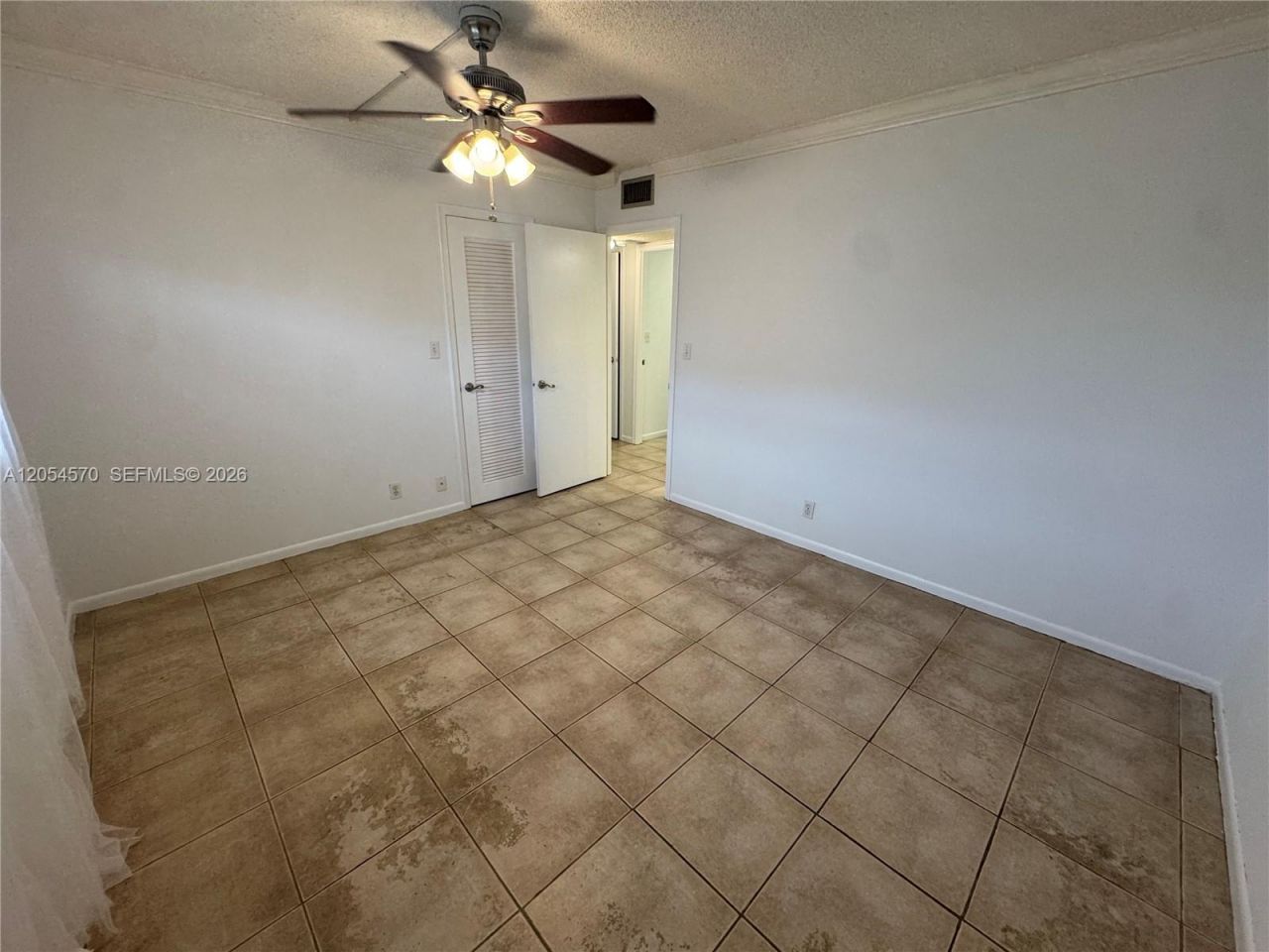 420 NE 12th Ave, Unit 502, Hallandale Beach, FL 33009 Photo
