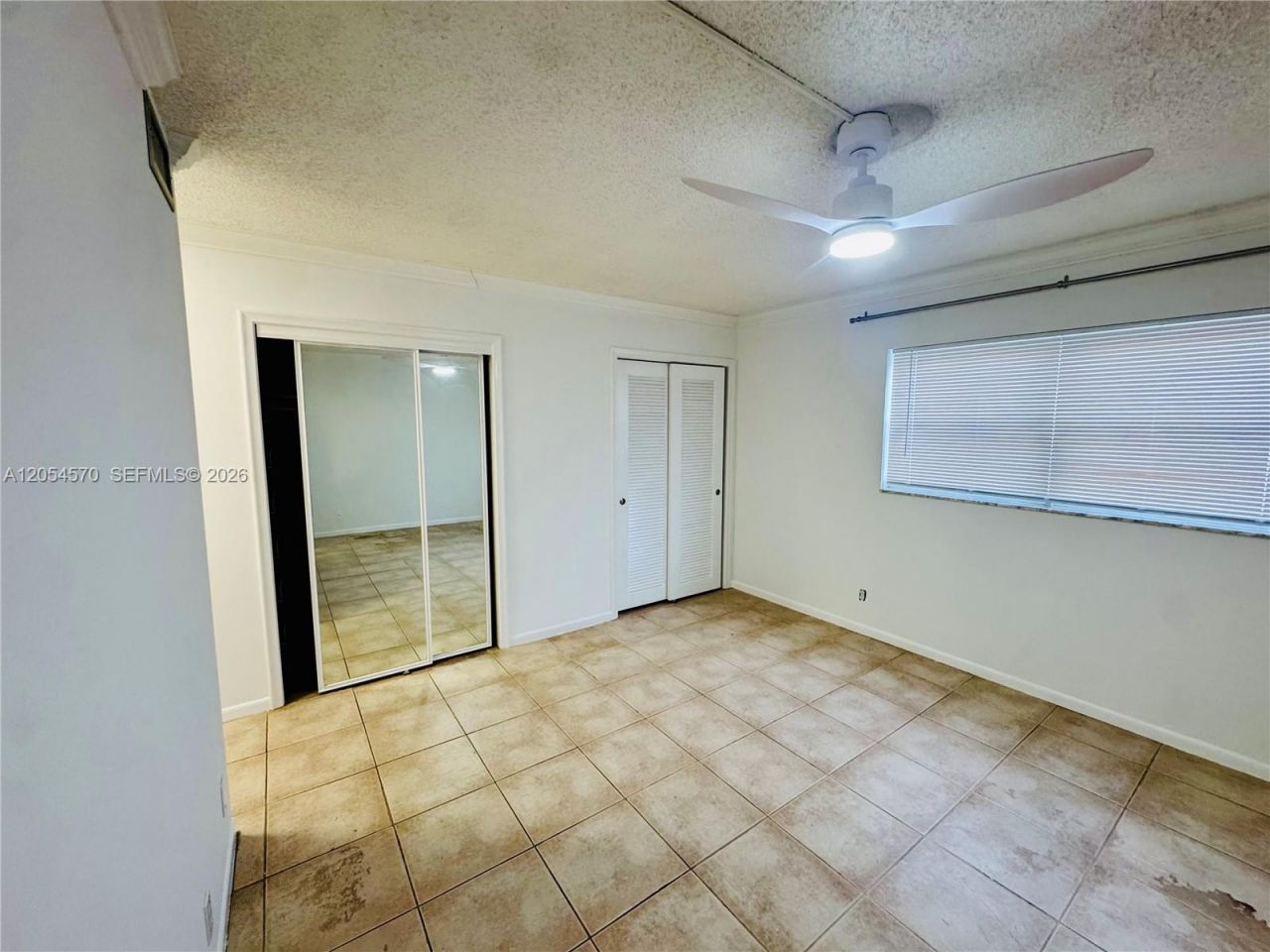 420 NE 12th Ave, Unit 502, Hallandale Beach, FL 33009 Photo