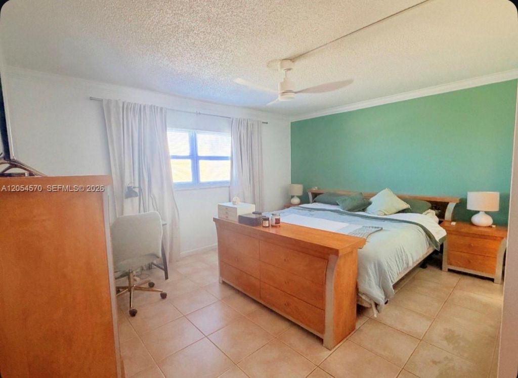 420 NE 12th Ave , Unit 502, Hallandale Beach, FL 33009 Photo