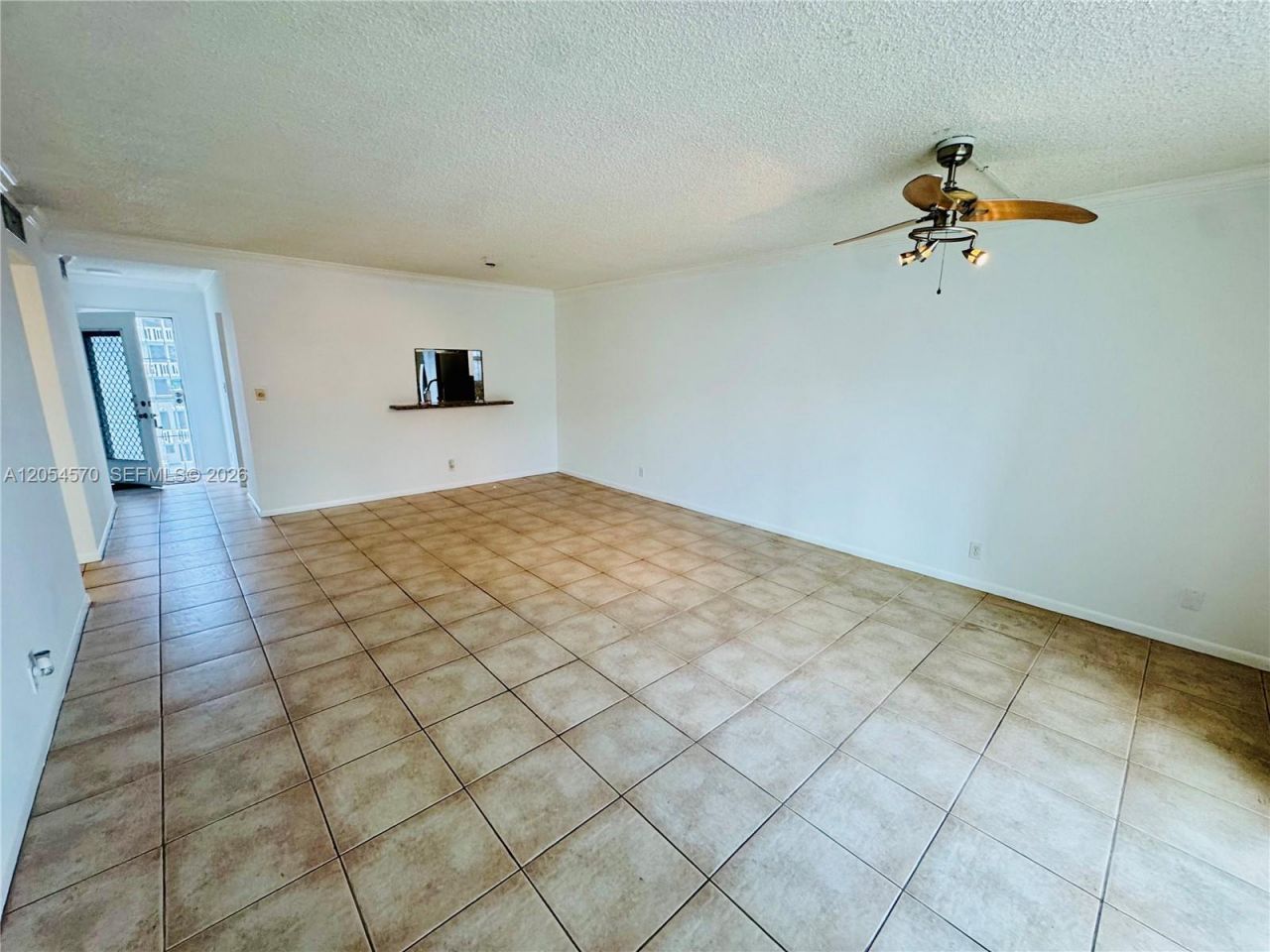 420 NE 12th Ave, Unit 502, Hallandale Beach, FL 33009 Photo