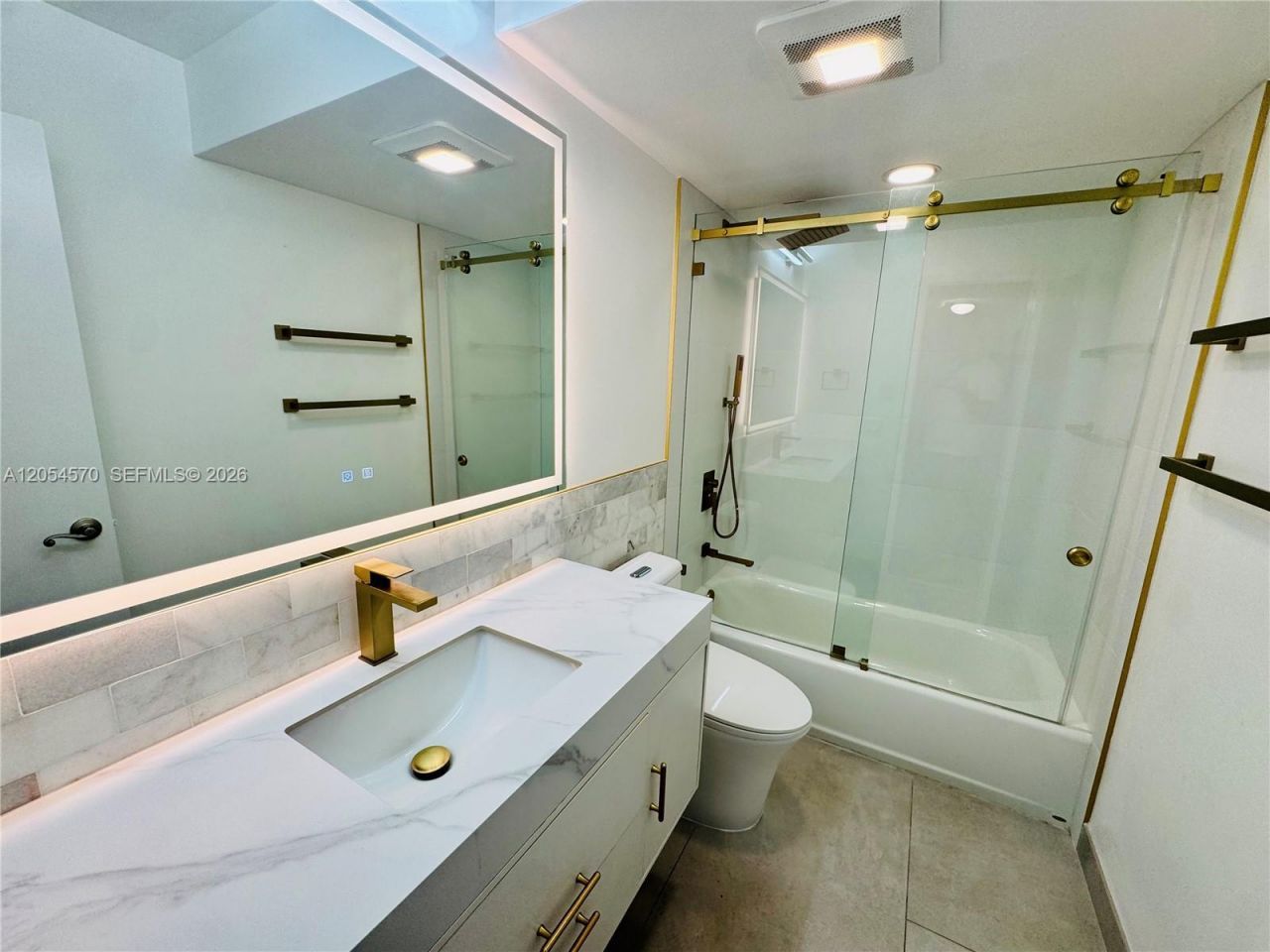 420 NE 12th Ave, Unit 502, Hallandale Beach, FL 33009 Photo