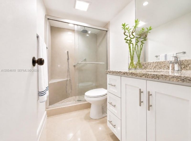2030 S Ocean Dr , Unit 1905, Hallandale Beach, FL 33009 Photo