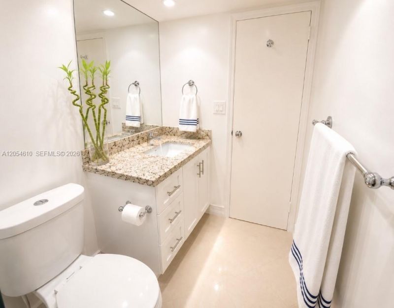 2030 S Ocean Dr , Unit 1905, Hallandale Beach, FL 33009 Photo