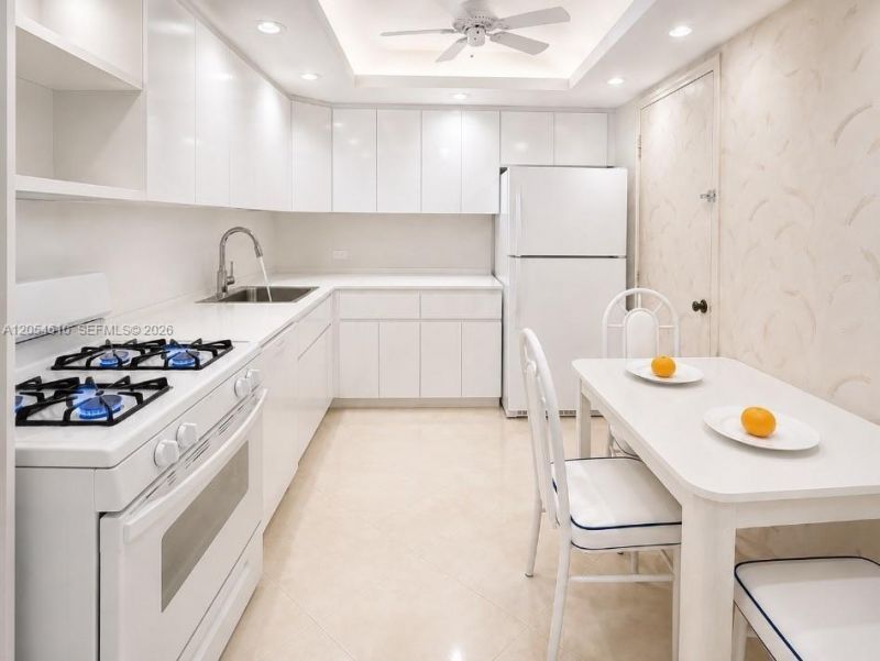 2030 S Ocean Dr , Unit 1905, Hallandale Beach, FL 33009 Photo