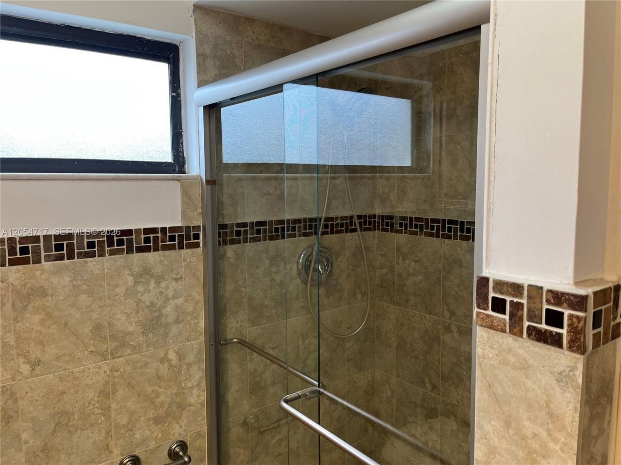 709 Curtiss Pkwy, Unit 11, Miami Springs, FL 33166 Photo